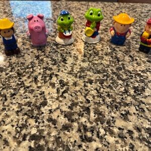 Leapfrog people Colorful Farm Animal and Farmer Toy Set